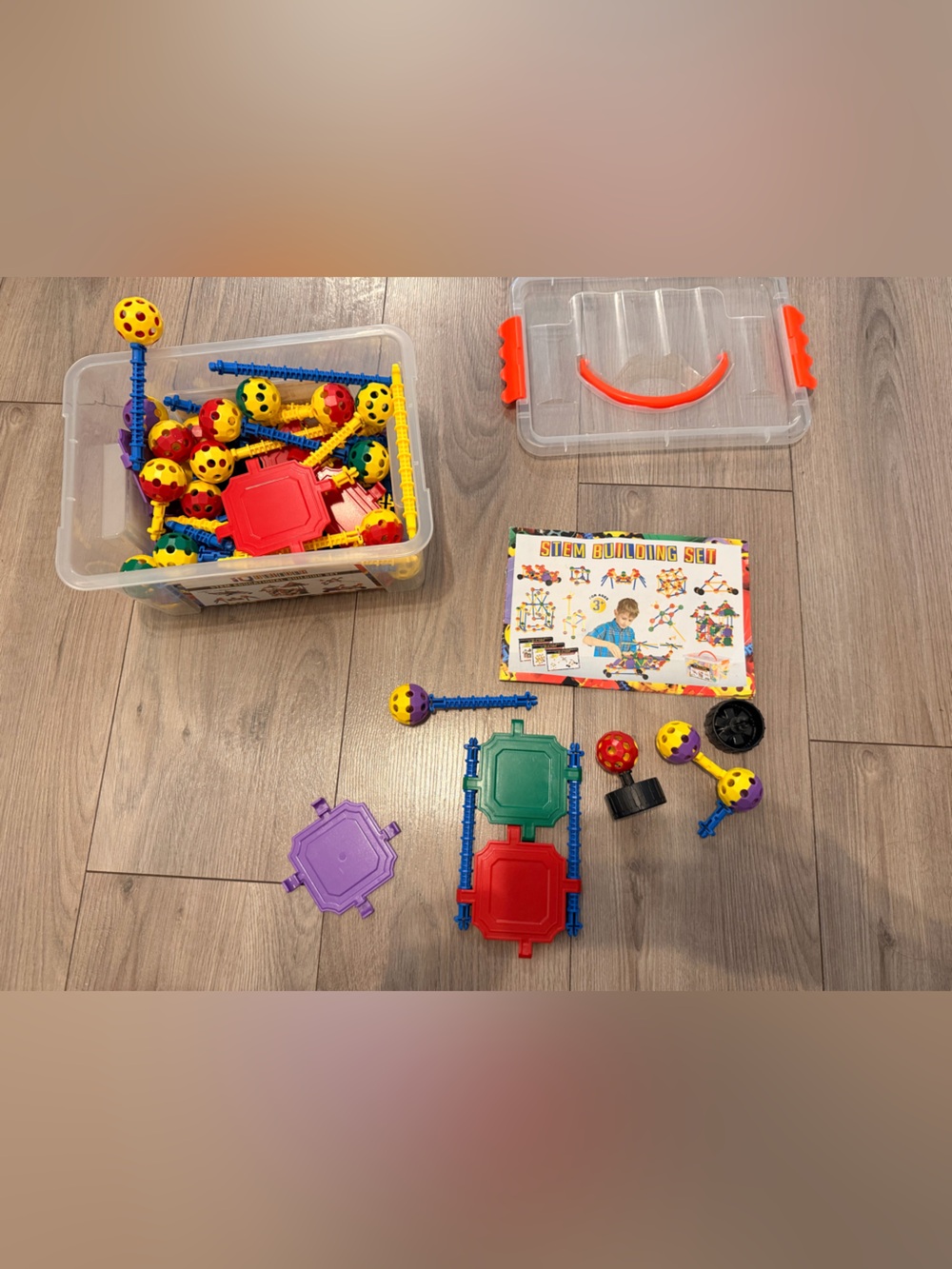 IQ Builder STEM toys